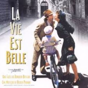 roberto benigni affiche film la vie est belle